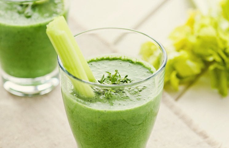 Levons nos verts aux smoothies!